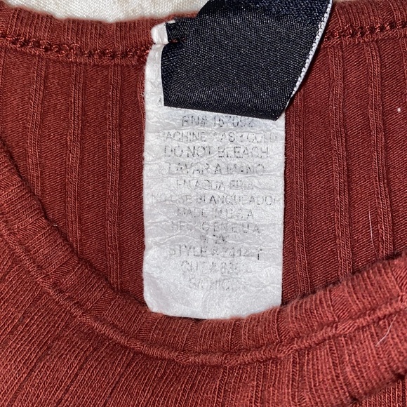 Brown cropped tank - Picture 4 of 4